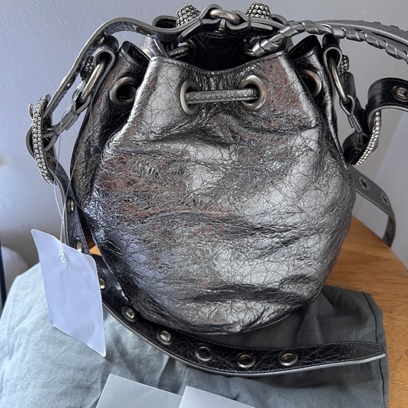 BNWT Balenciaga Agneau Le Cagole XS Bucket Bag Rhinestones Metallic Silver - Picture 5 of 11